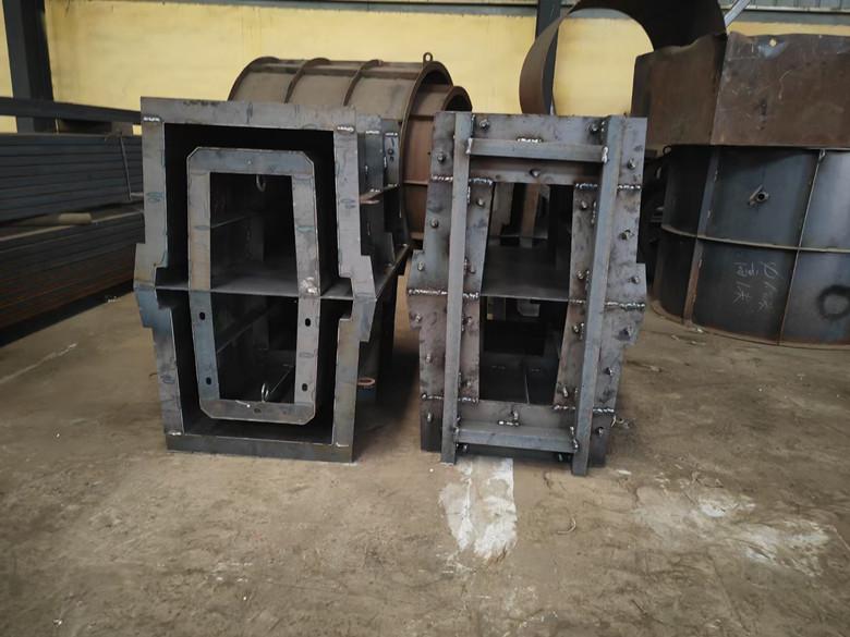 擋岸墻模具擋土墻模具增加堤岸的構造