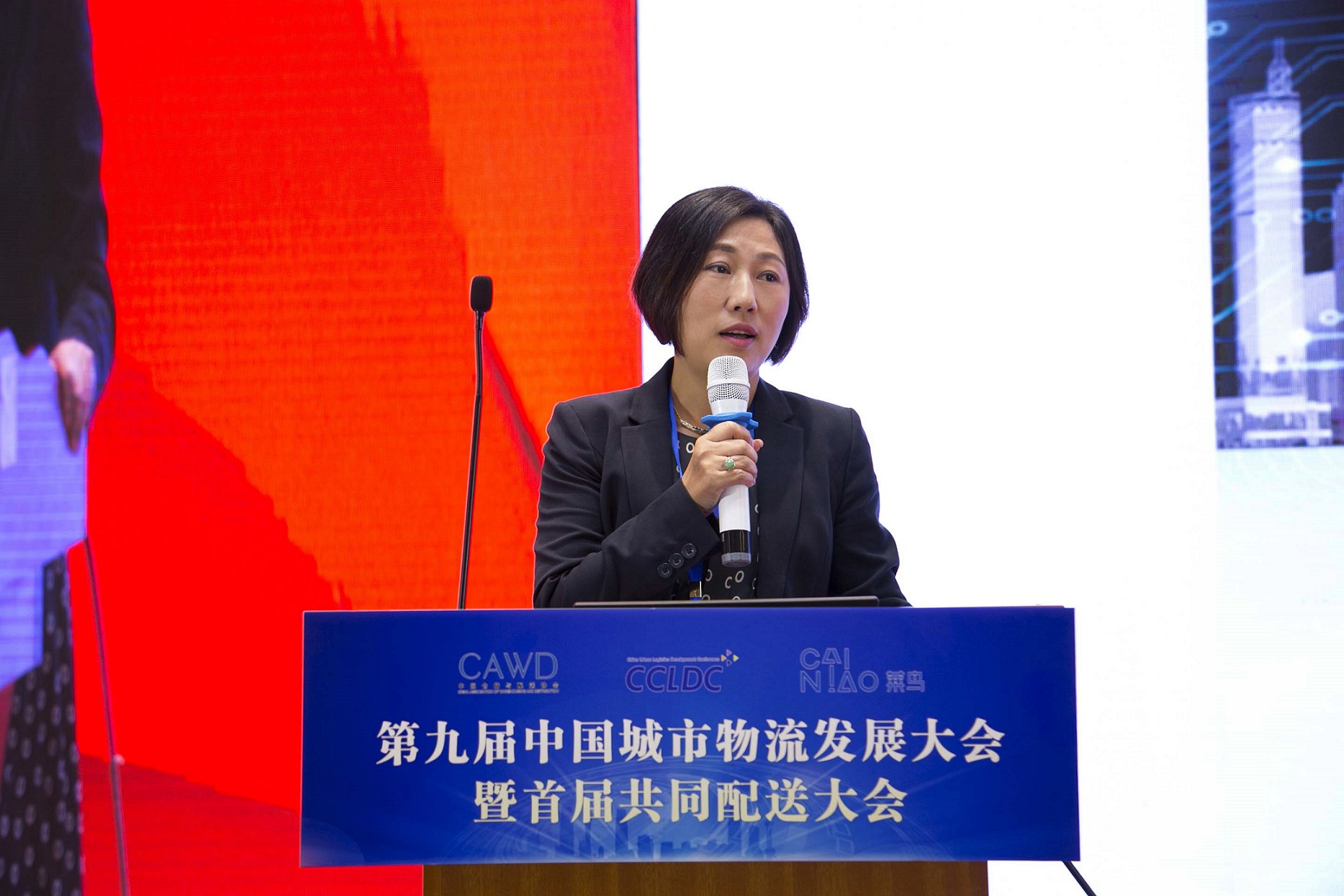 深圳東杰軟件榮獲2017年全國倉儲設備技術應用優(yōu)秀推進企業(yè)獎