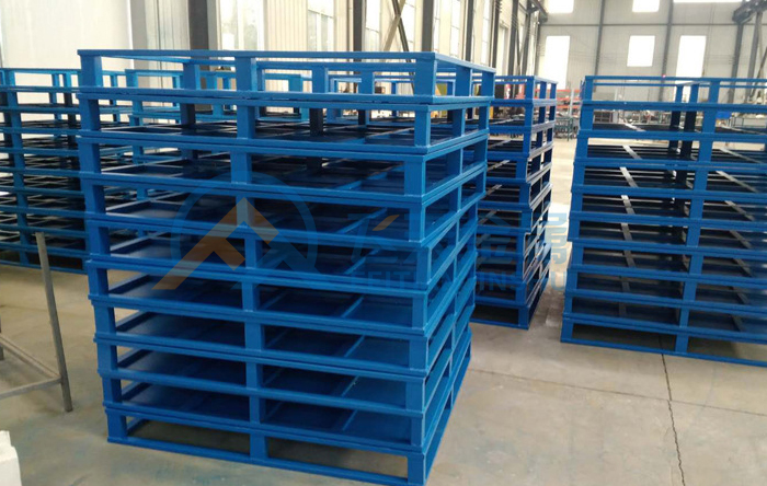 企業(yè)如何選擇鋼制物流托盤？