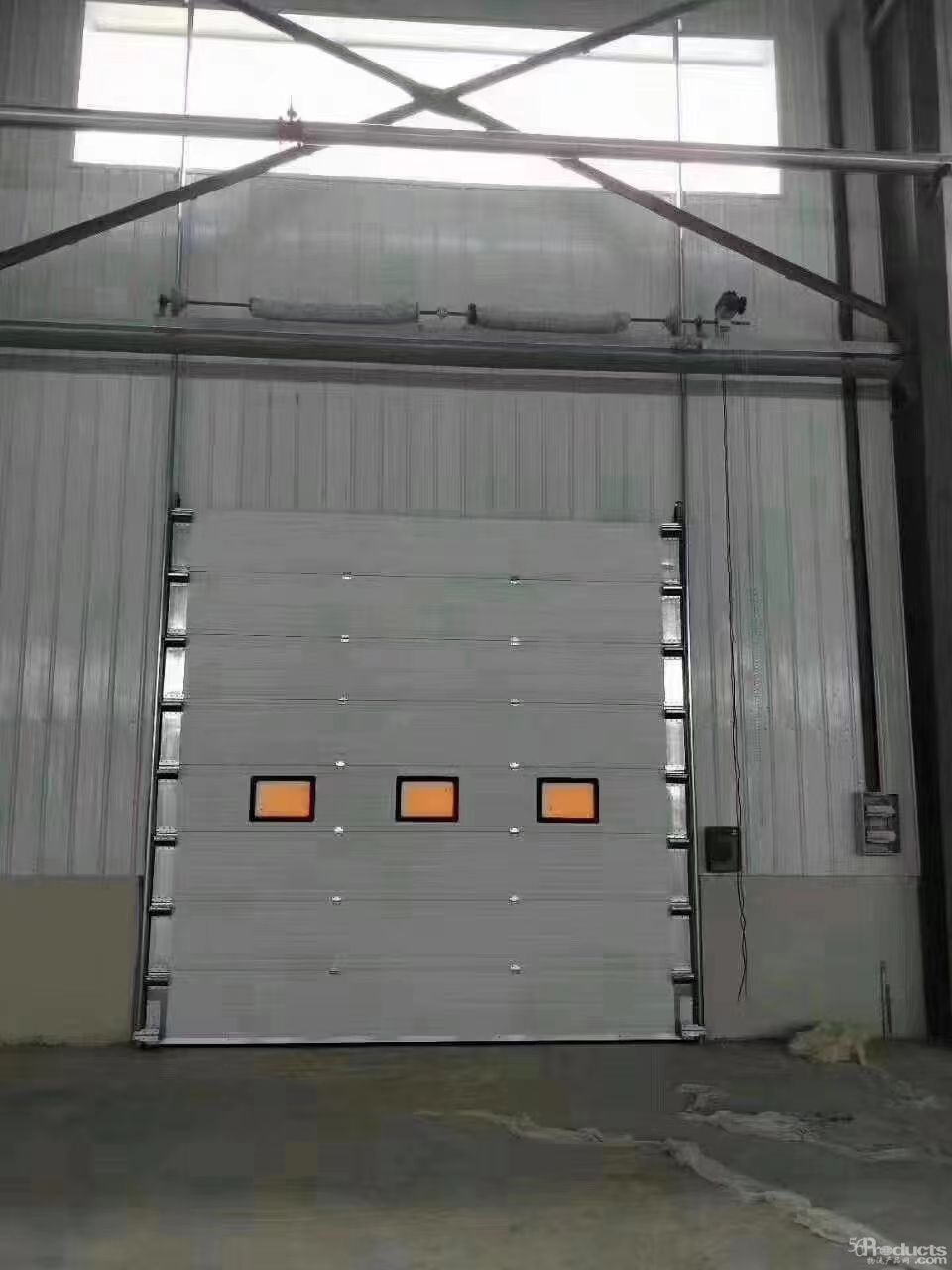 1683974108521114.jpg 工業(yè)門.jpg