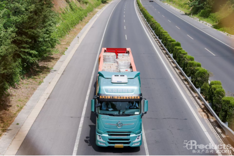 1_【17日路試稿 終 】【問擎中原】鄭州領(lǐng)袖客戶百里實測 點贊東風龍擎DA12自動擋新品(2) (1)637.png